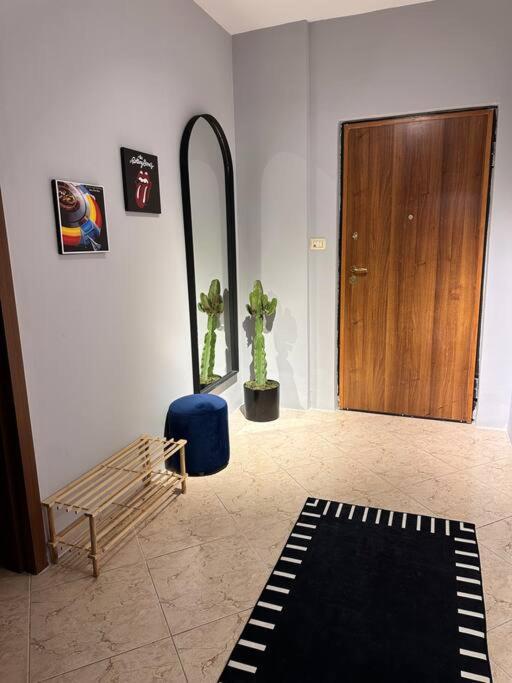 טיראנה Super House Blloku - 3 Rooms מראה חיצוני תמונה
